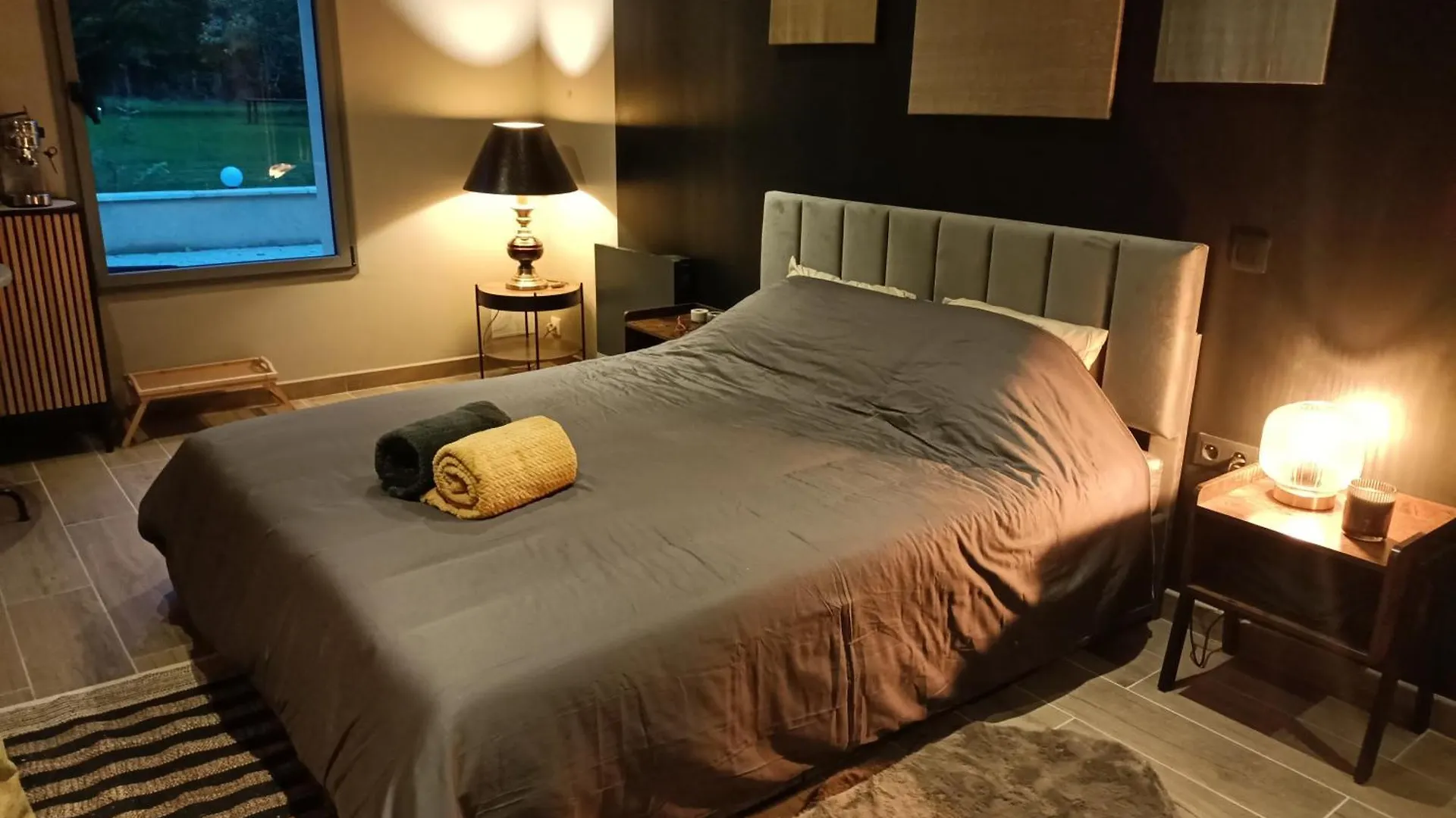 Suite Balneo En Bord De Foret Pouzy-Mesangy France