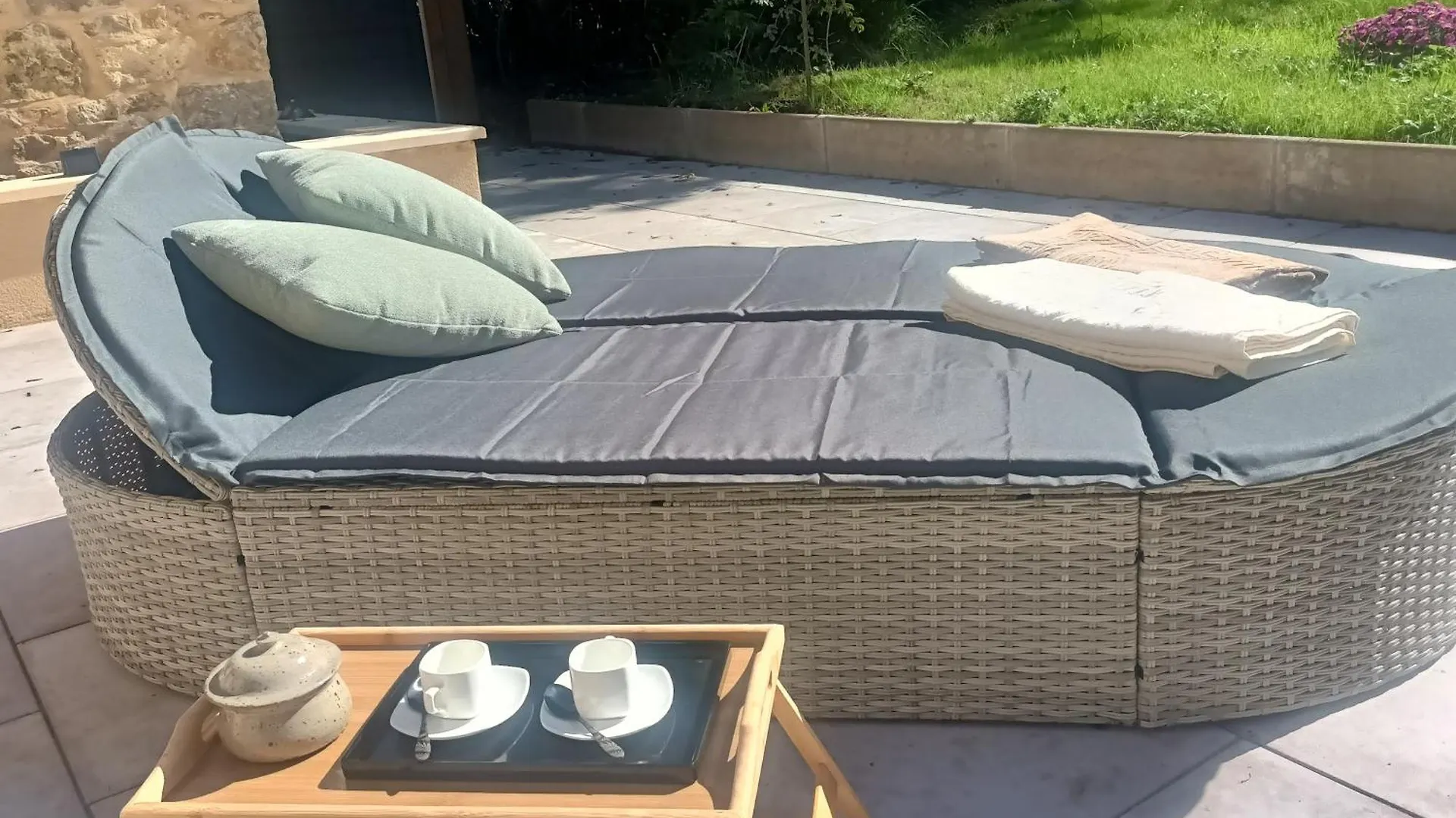 Suite Balneo En Bord De Foret Pouzy-Mesangy 0*,  France